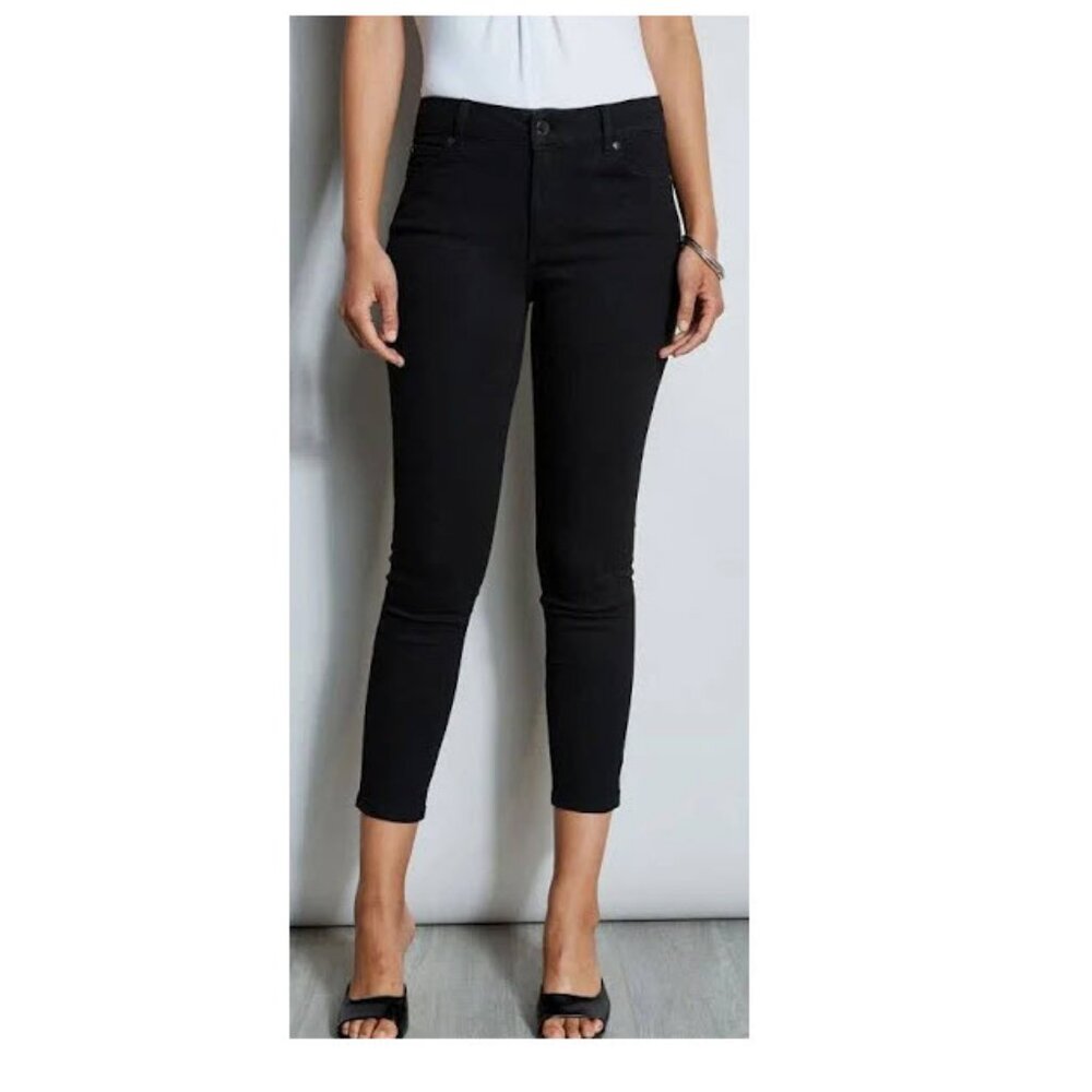 Tahari Haisley Fit Solution Black Capri Size 6/28
